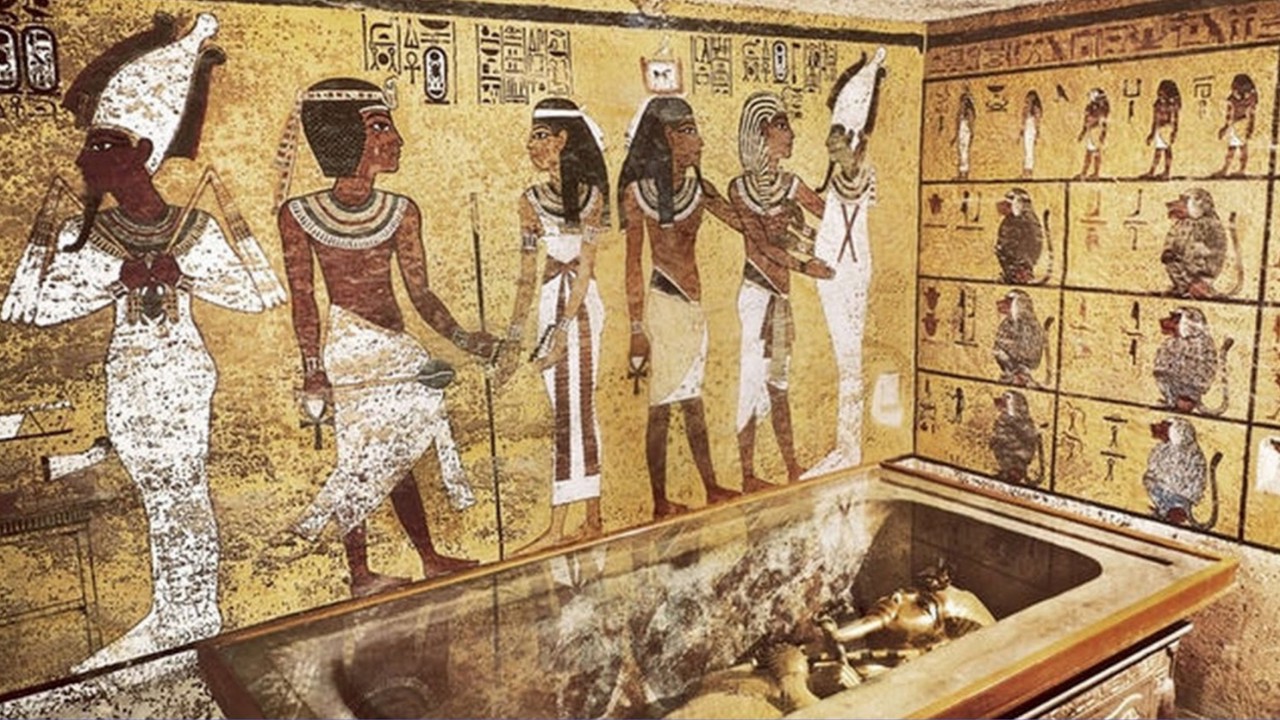 Mısır’da firavun mezarı bulundu!