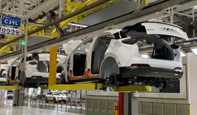 Binlerce çalışanı bulunan otomotiv devi iflas bayrağını çekti